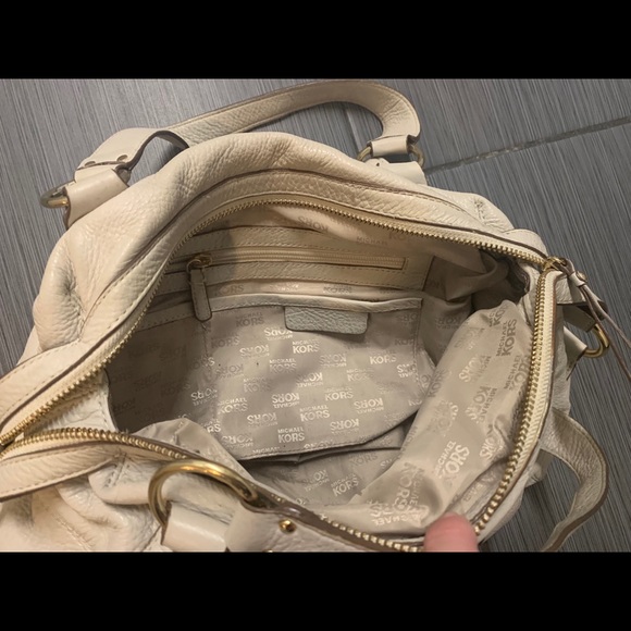 MICHAEL KORS - Picture 4 of 6